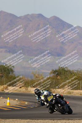 media/Dec-17-2023-CVMA (Sun) [[bf0c04832d]]/Race 4 Amateur Supersport Middleweight/